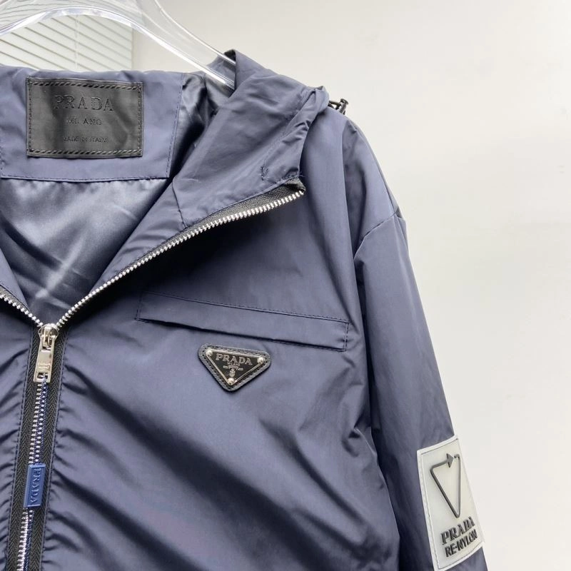 Prada Outwear Reliable 170378