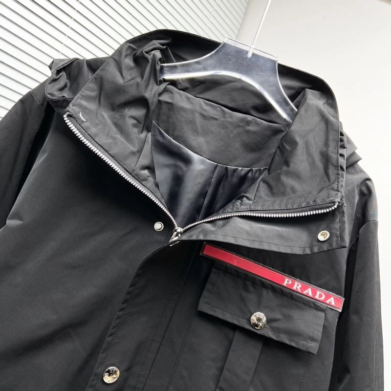WaterResistant Prada Outwear 170299