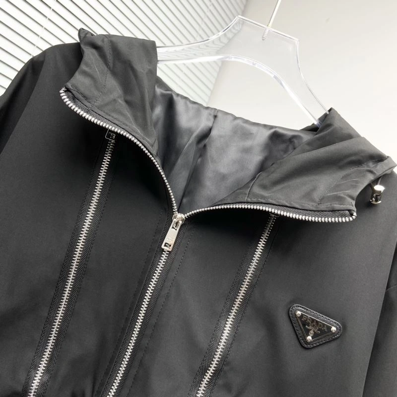 Minimalist Prada Outwear 170297