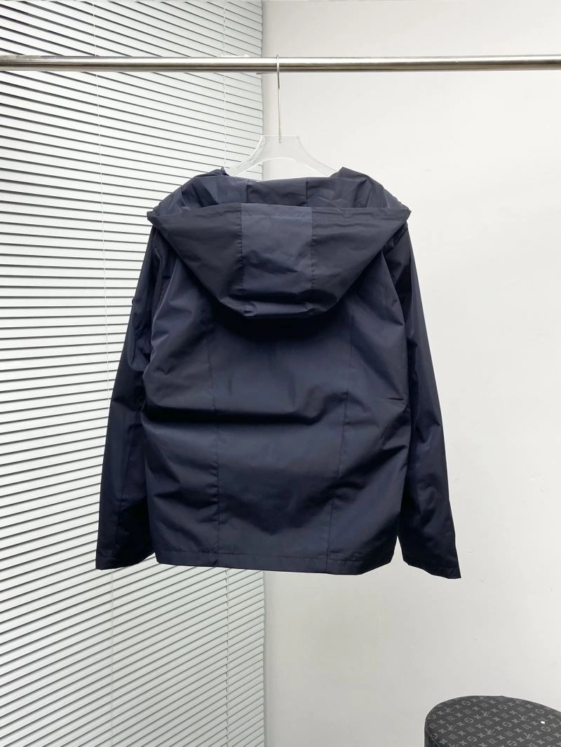 Prada Outwear Practical 170289