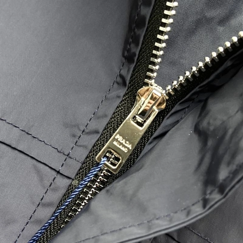 Prada Outwear WellDesigned 170287