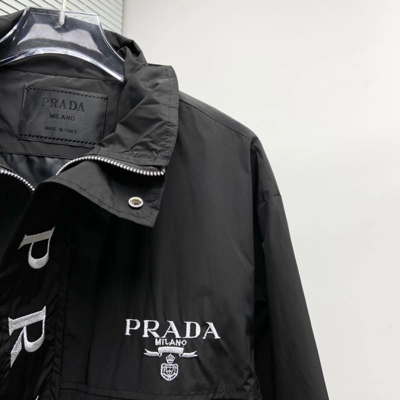 Practical Prada Outwear 170286