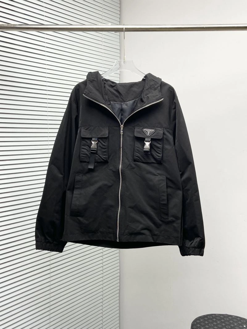 Prada Outwear WellDesigned 170320