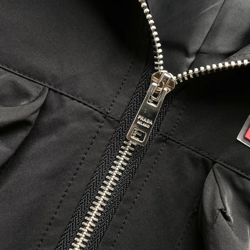 Stylish Prada Outwear 170331