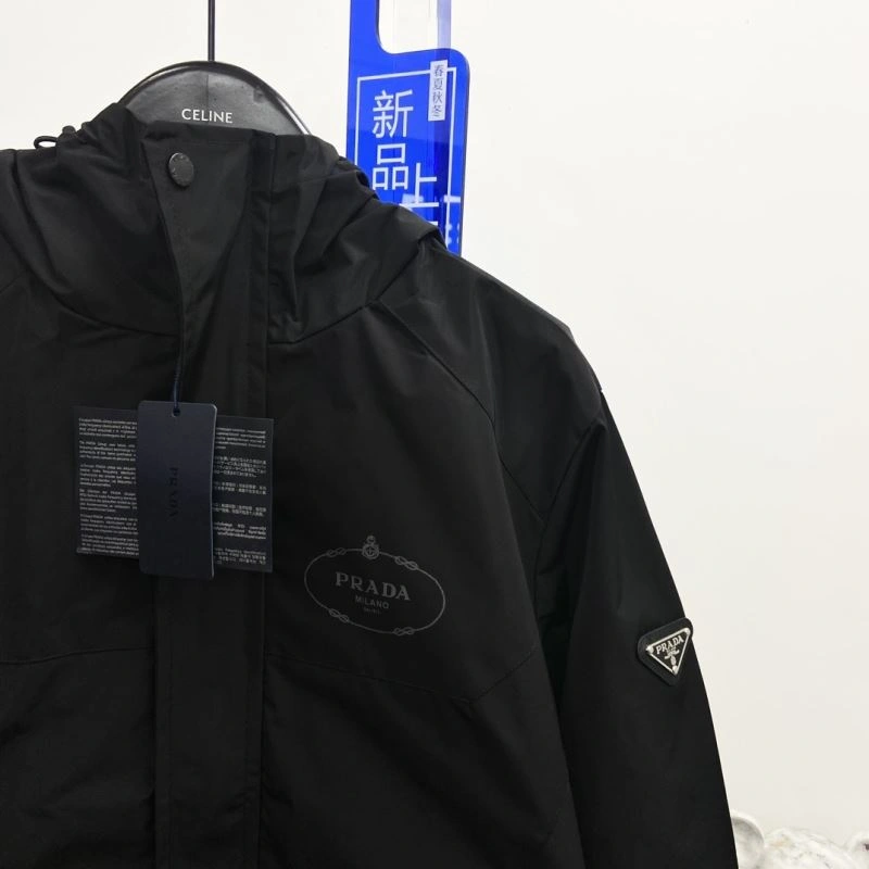 Cozy Prada Outwear 170277