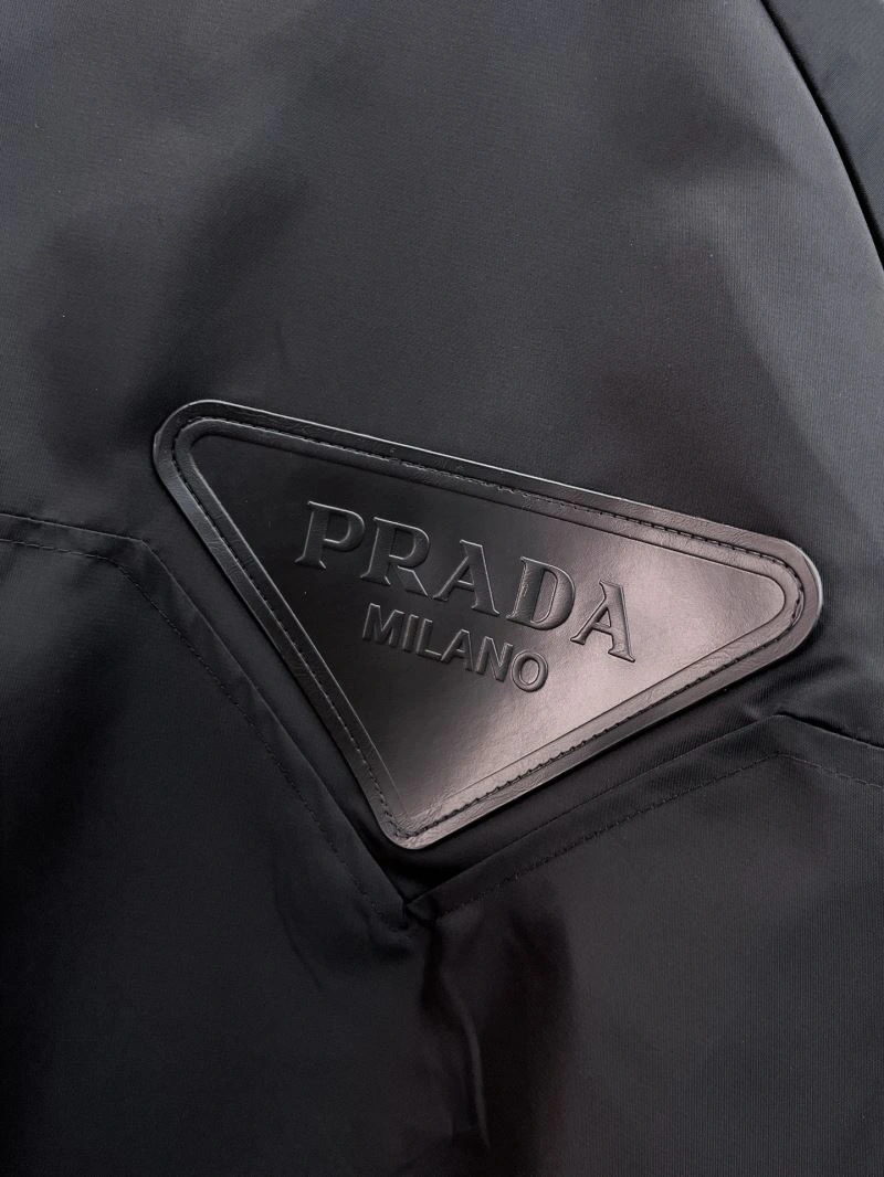 Prada Outwear Effortless 170313