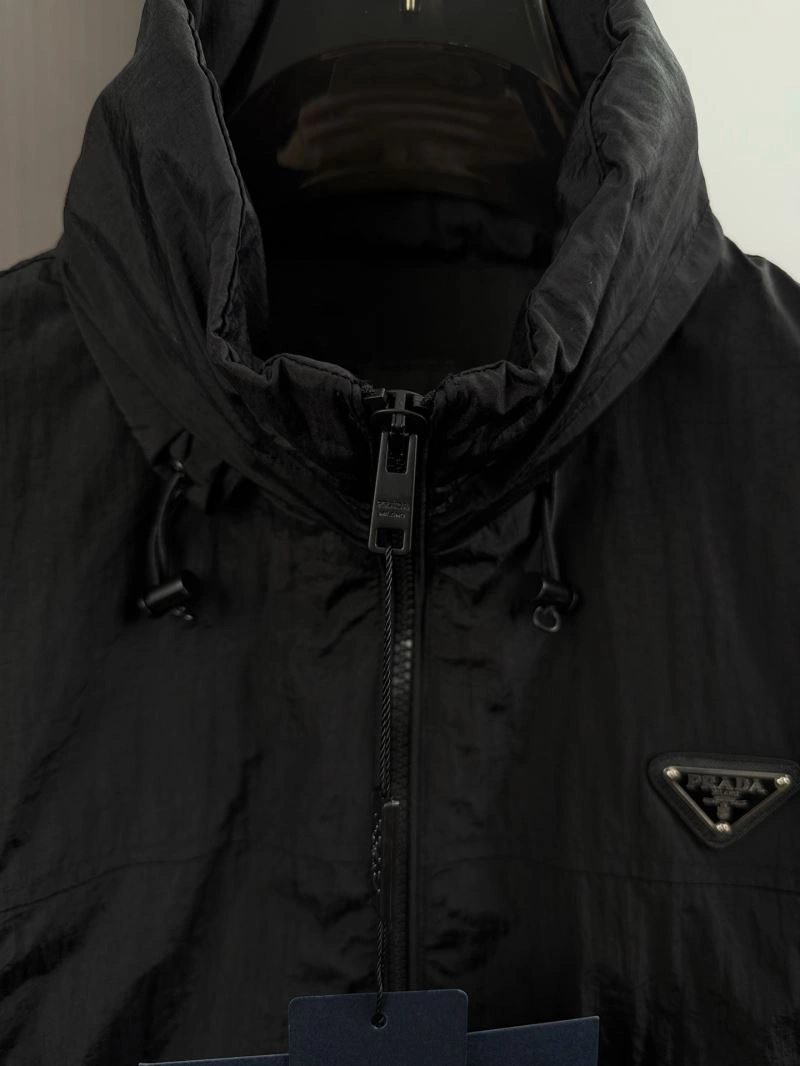Prada Outwear Minimalist 170268