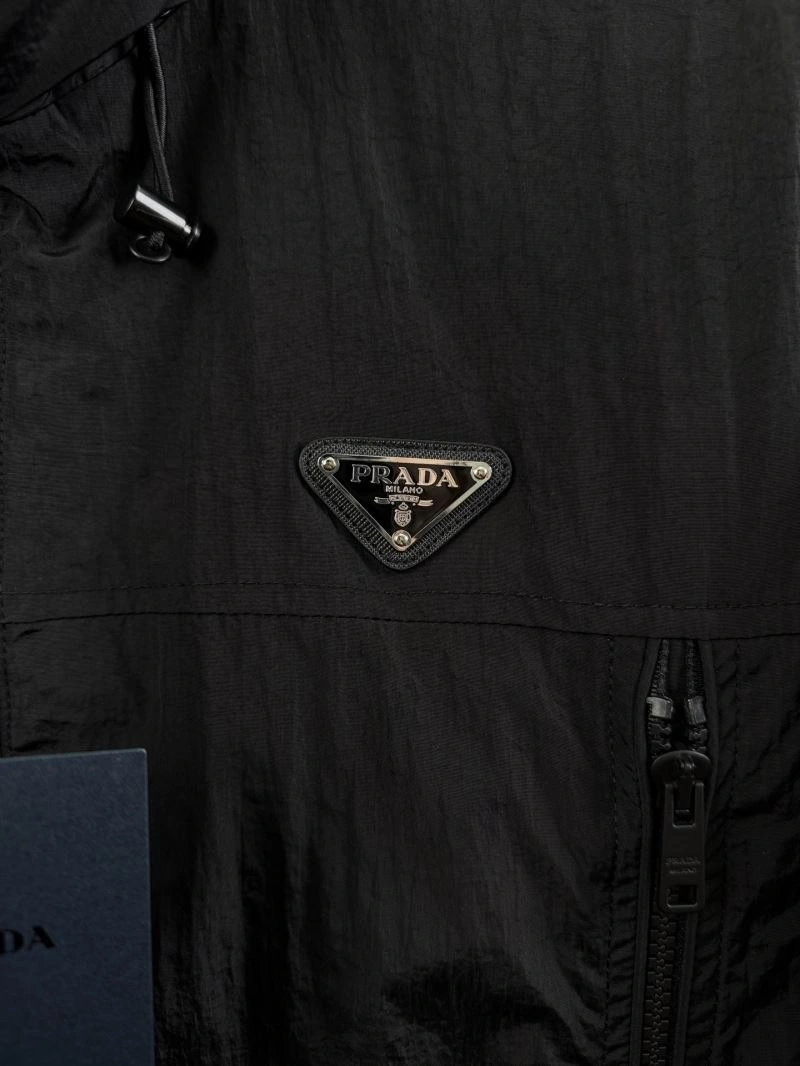 Prada Outwear Minimalist 170268