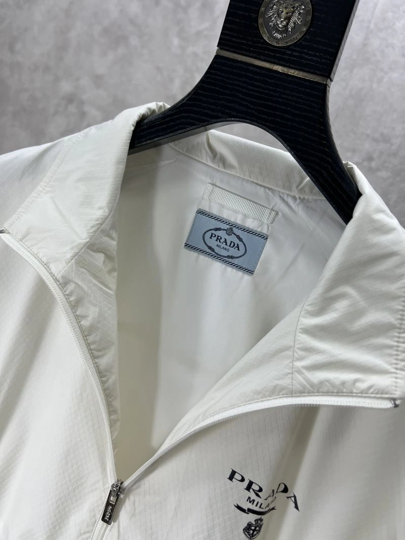 Prada Outwear UrbanStyle 170264