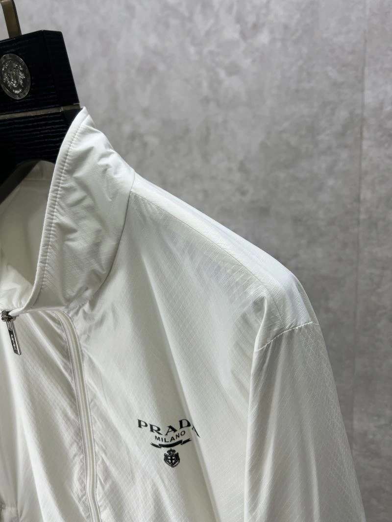 Prada Outwear UrbanStyle 170264