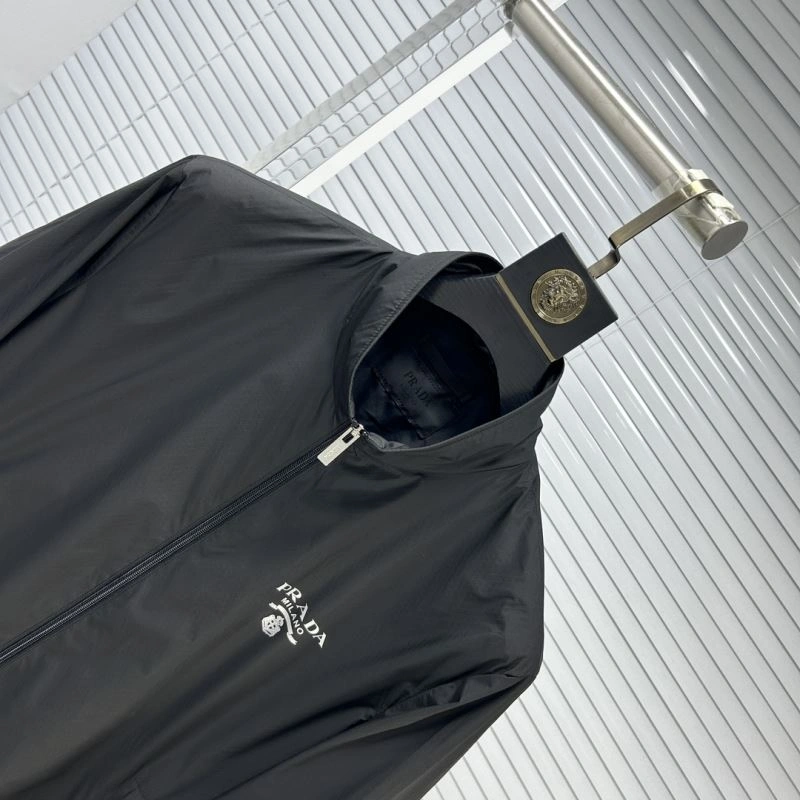 ModernLook Prada Outwear 170261
