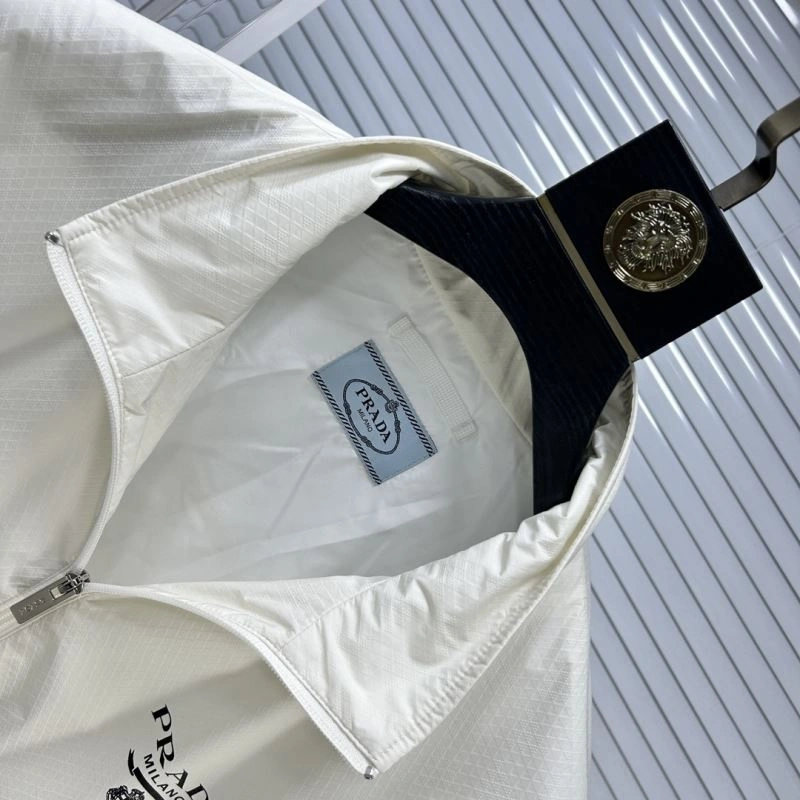 Prada Outwear Bold 170260