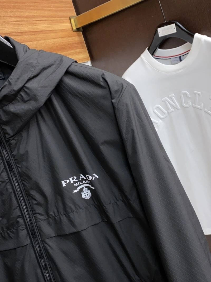 Breathable Prada Outwear 170258