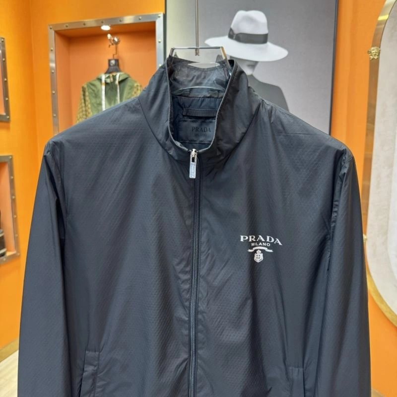 Unique Prada Outwear 170243