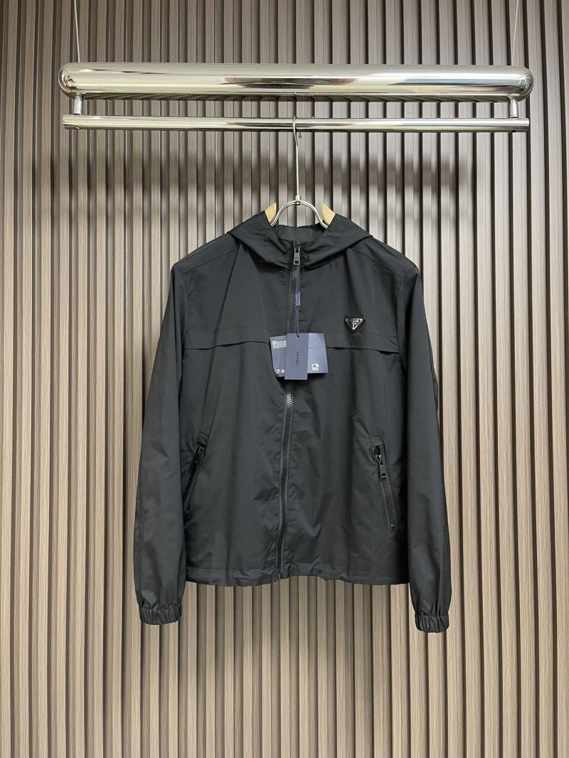 Premium Prada Outwear 170283