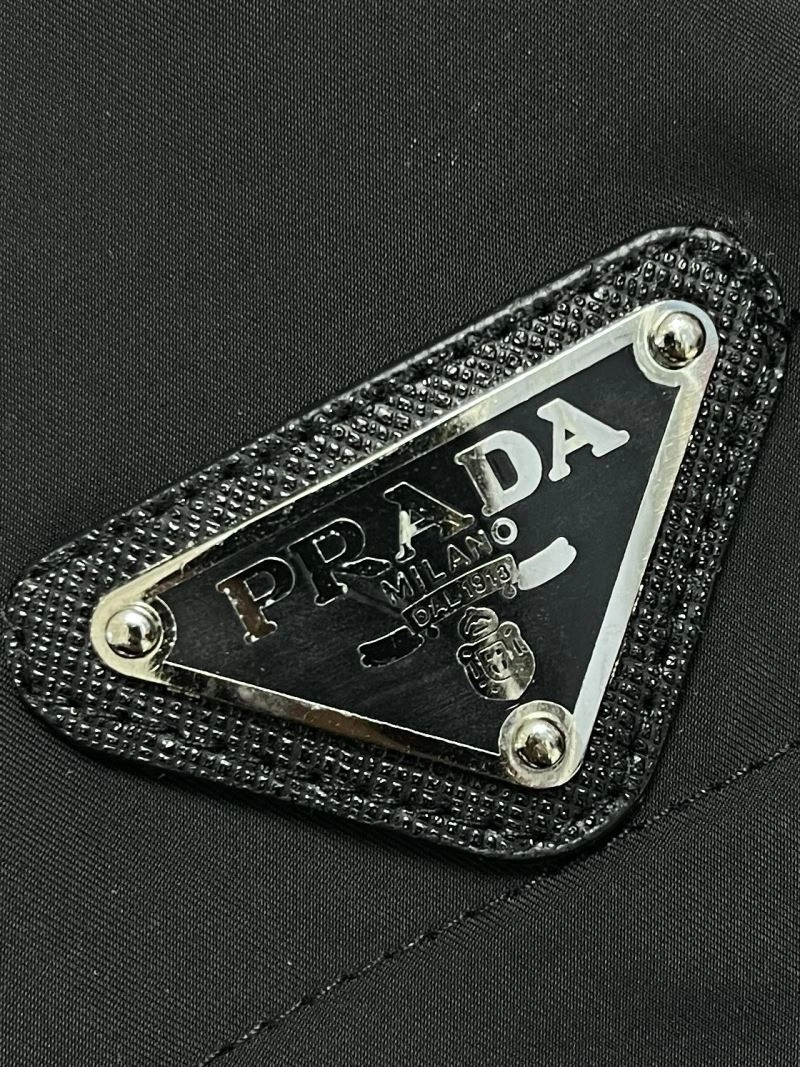 Premium Prada Outwear 170283