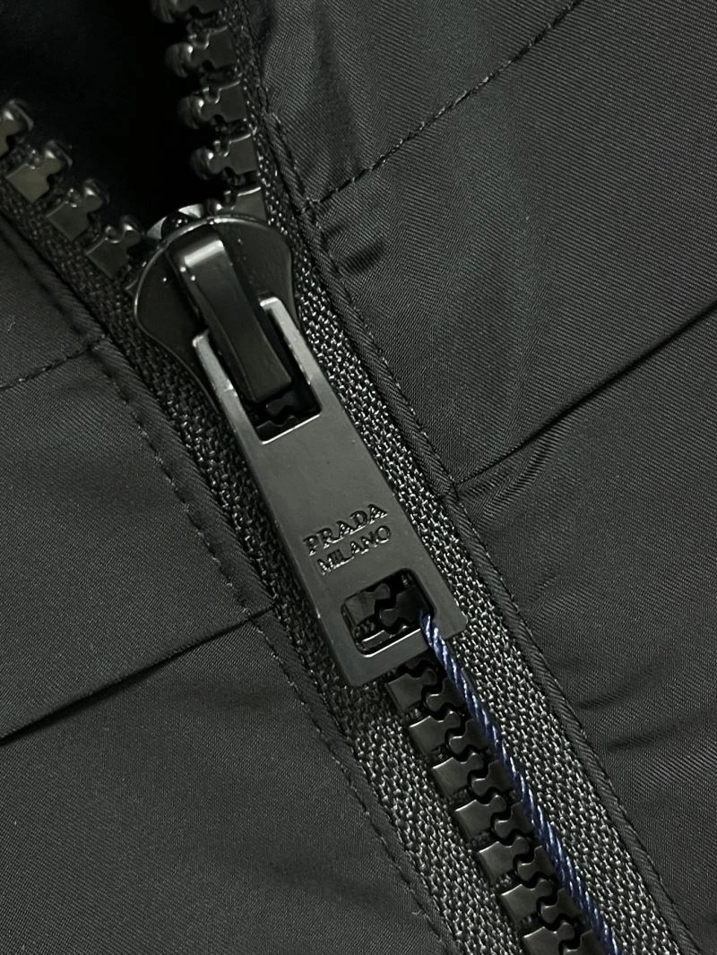 Premium Prada Outwear 170283