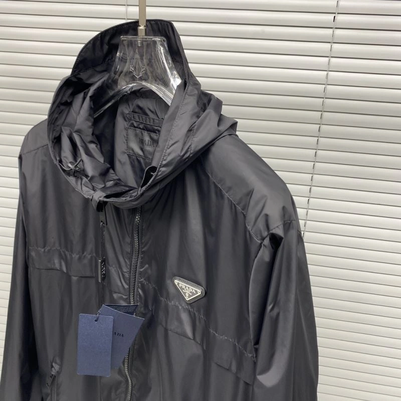 Prada Outwear Elegant 170250