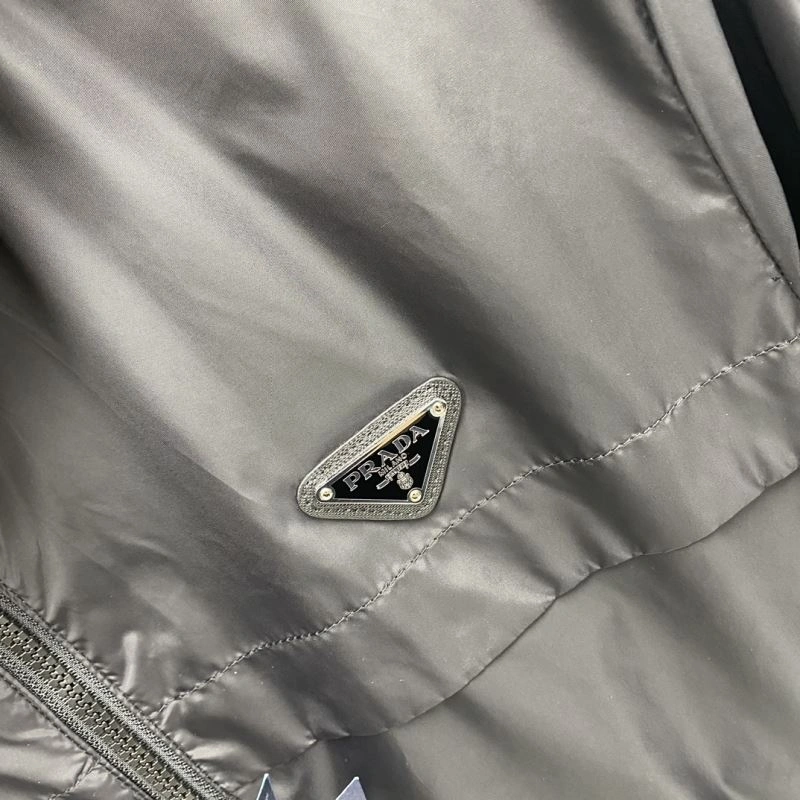 Prada Outwear Elegant 170250
