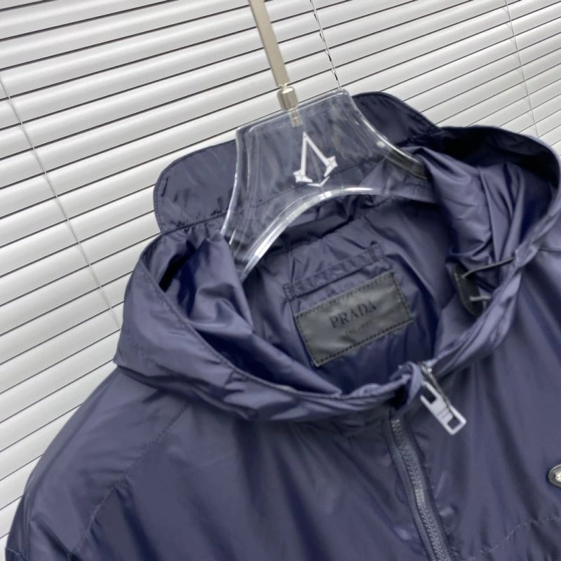 Supportive Prada Outwear 170248