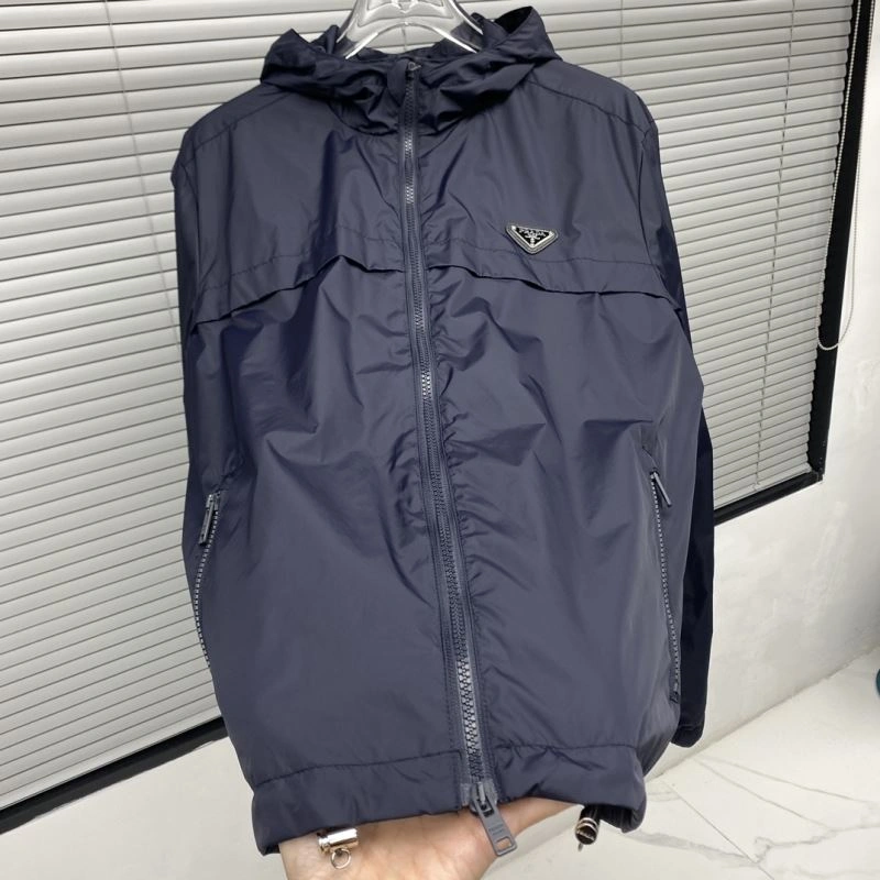 Supportive Prada Outwear 170248
