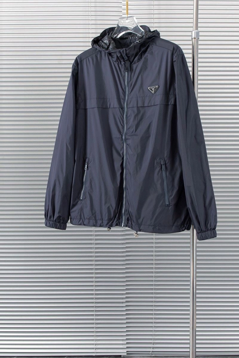 Comfortable Prada Outwear 170253