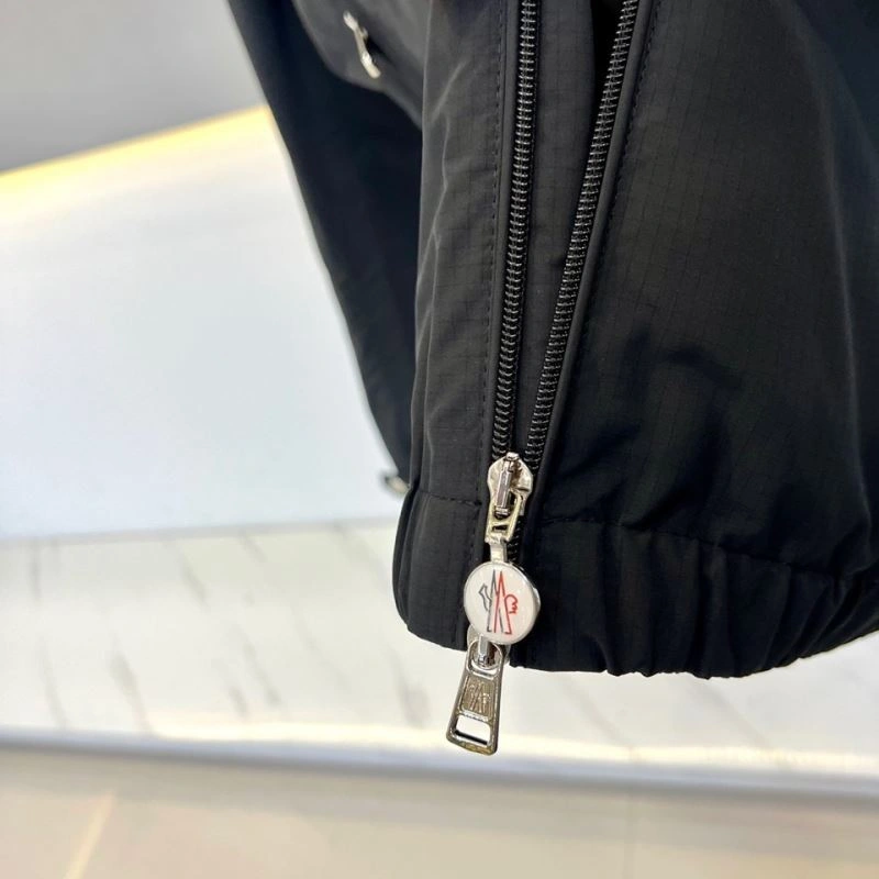 Prada Outwear Effortless 170235