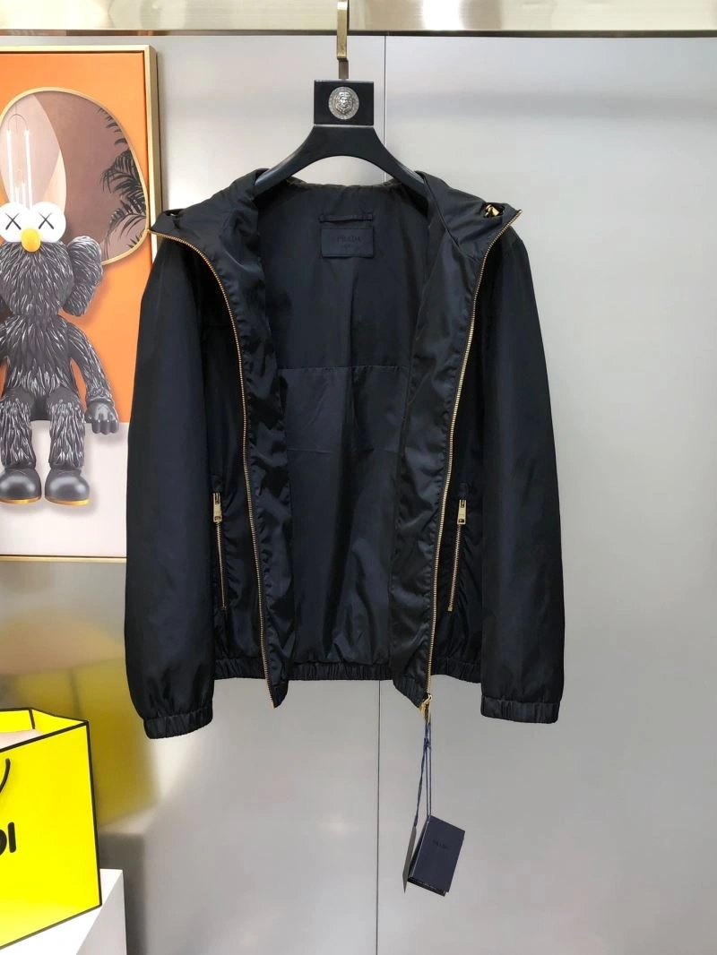 Sporty Prada Outwear 170267