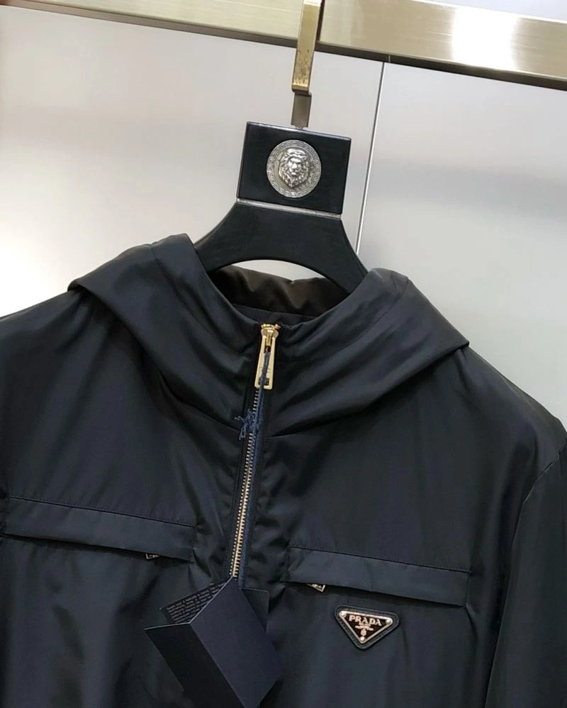 Sporty Prada Outwear 170267