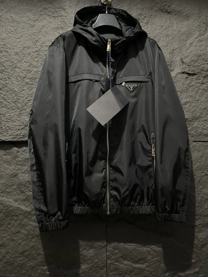 Popular Prada Outwear 170229