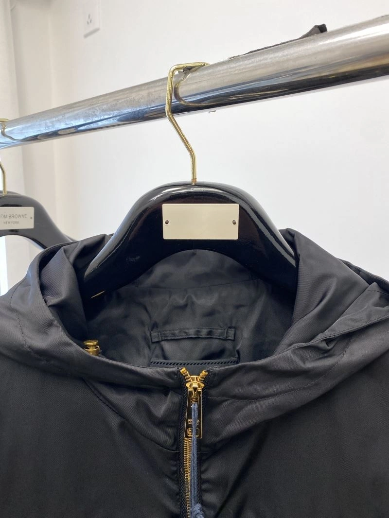 Chic Prada Outwear 170227