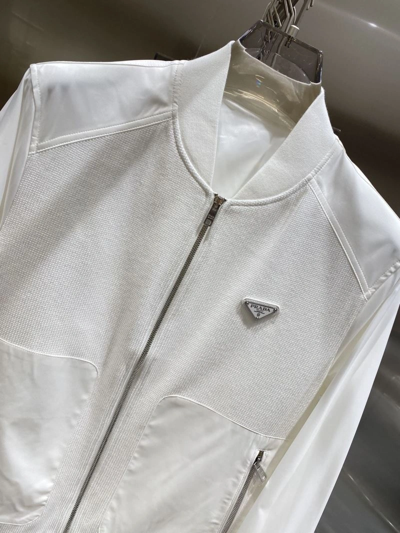 Unisex Prada Outwear 170222