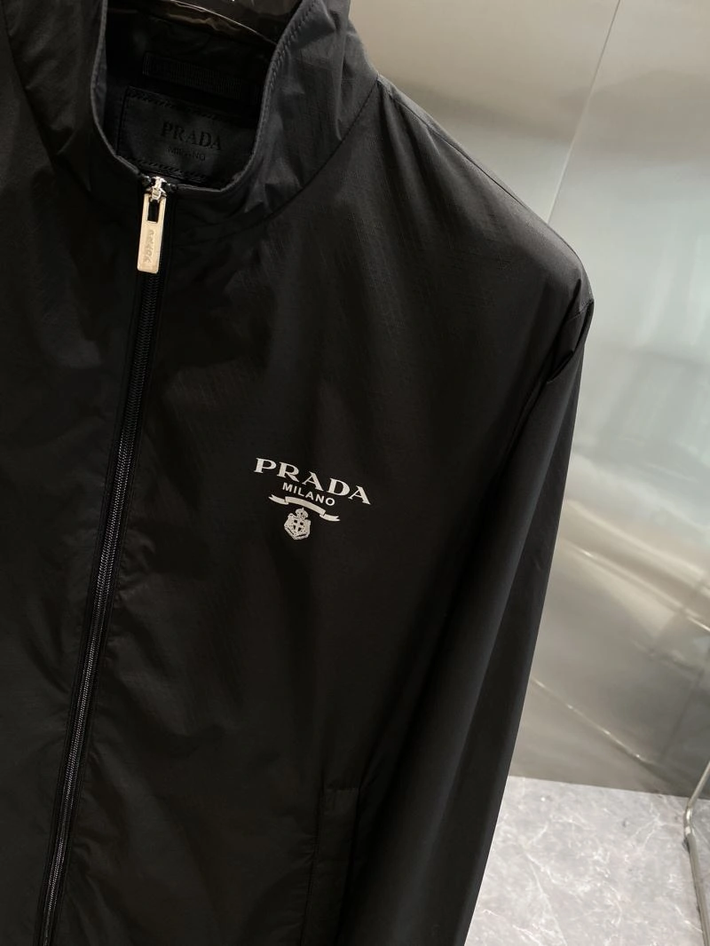 Popular Prada Outwear 170210