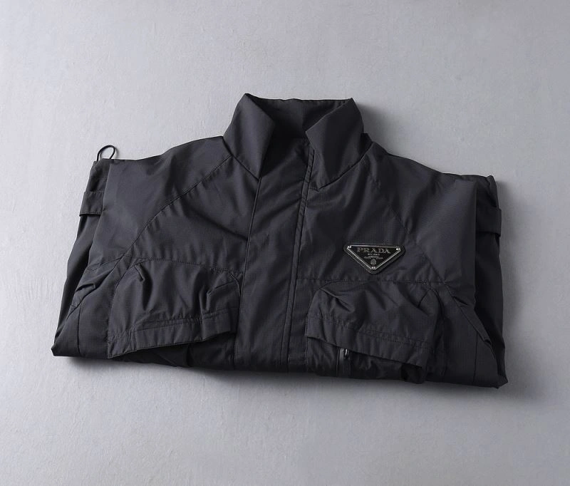 Durable Prada Outwear 170208