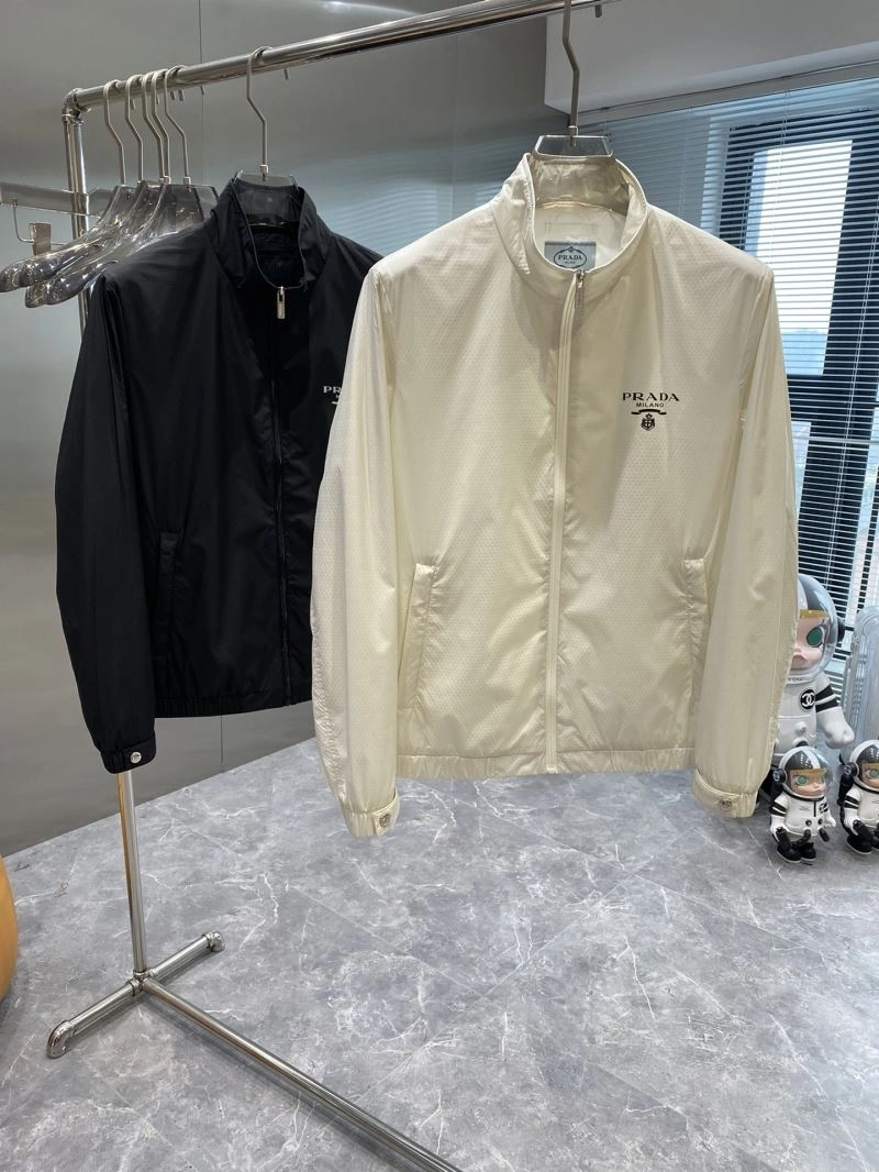 Casual Prada Outwear 170209