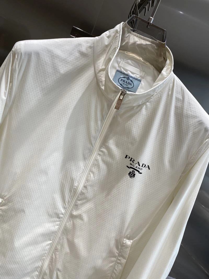 Casual Prada Outwear 170209