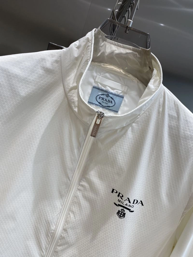 Casual Prada Outwear 170209