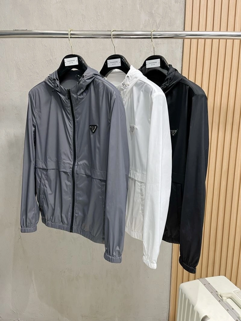 Prada Outwear Unisex 170232