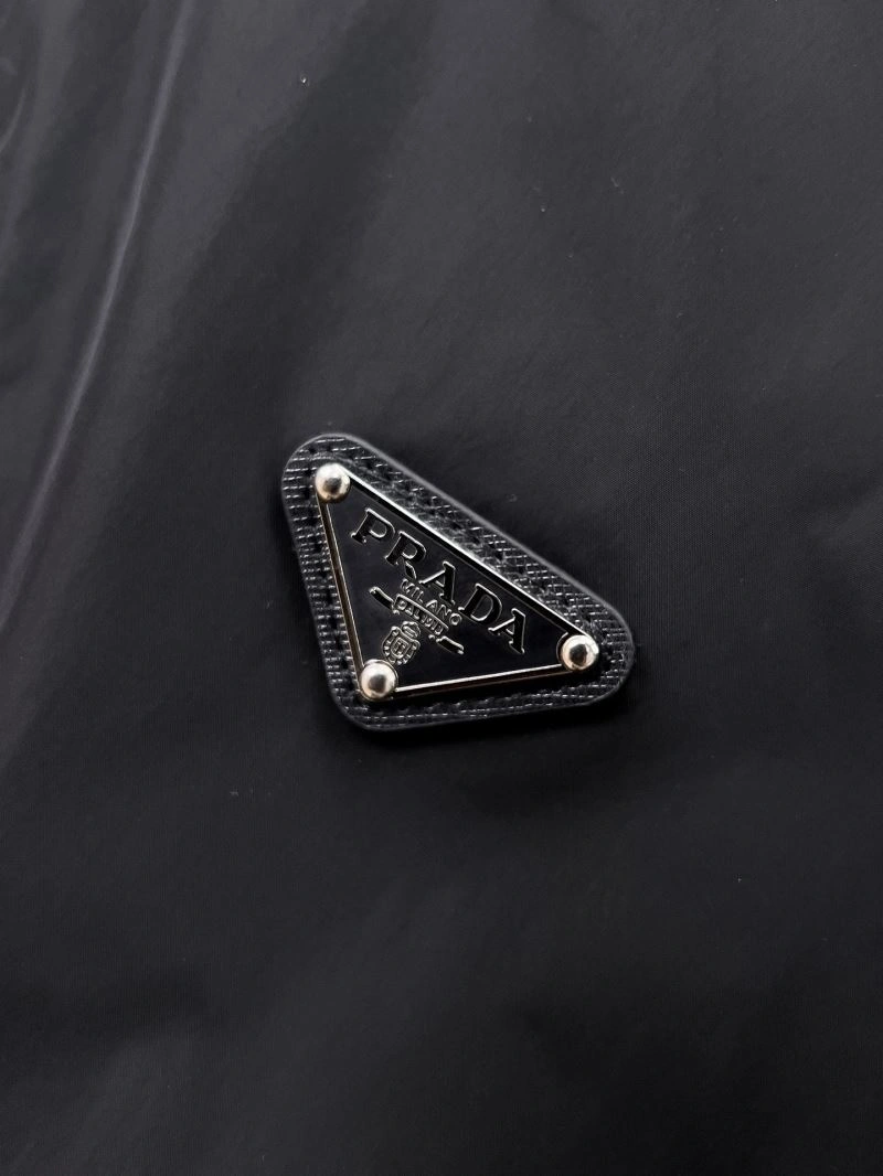Unique Prada Outwear 170213