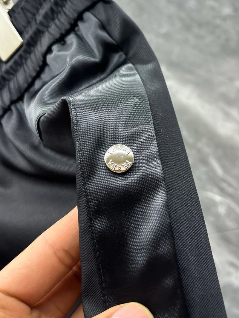 Prada Outwear Unique 170329