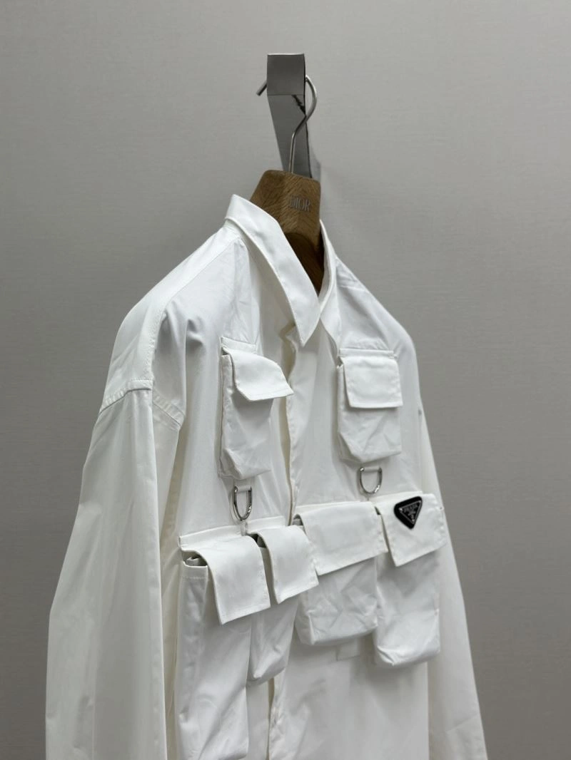 Flexible Prada Outwear 170201