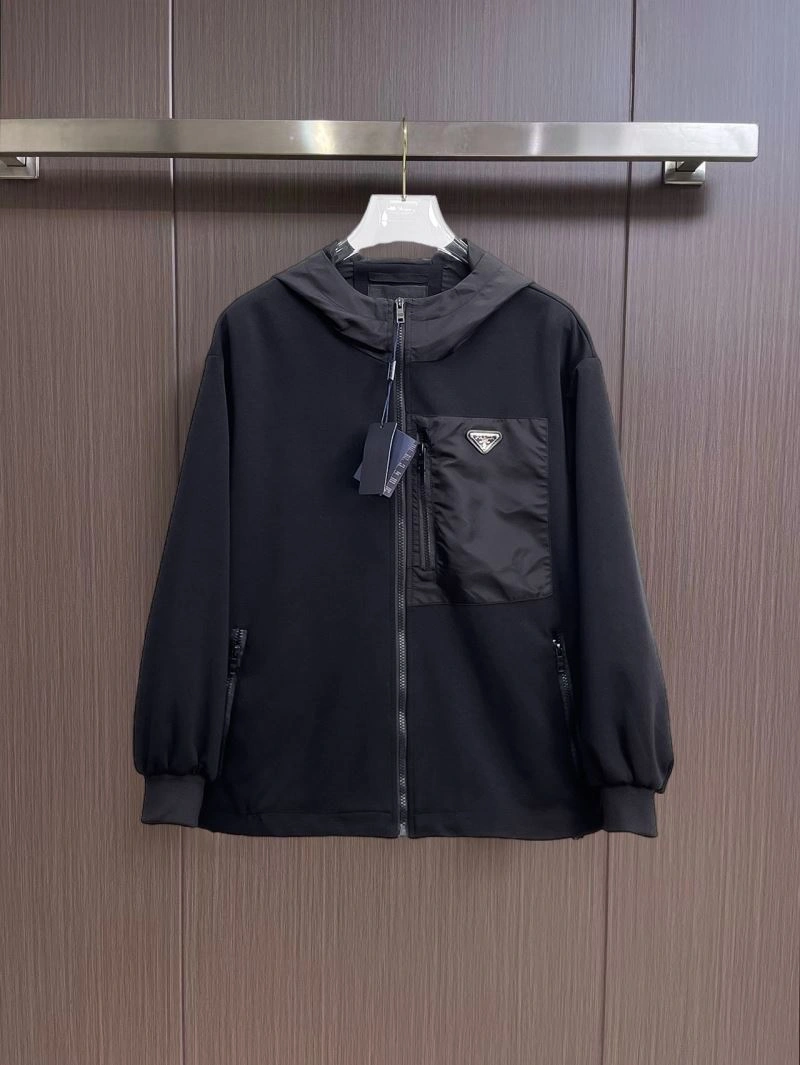 Vibrant Prada Outwear 170195