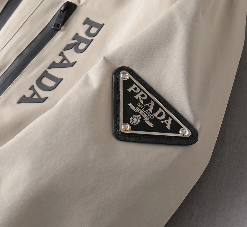 Prada Outwear Sleek 170189