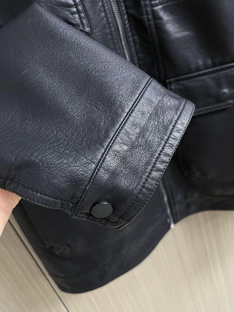 Durable Prada Outwear 170183