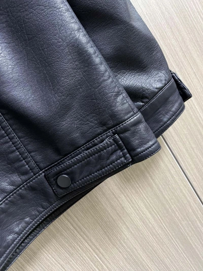 Durable Prada Outwear 170183