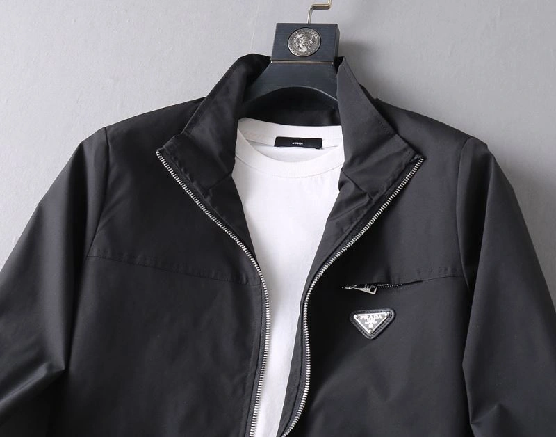 Prada Outwear Durable 170172