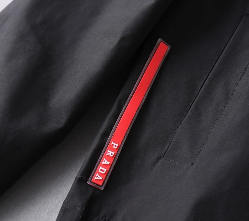 Prada Outwear Durable 170172