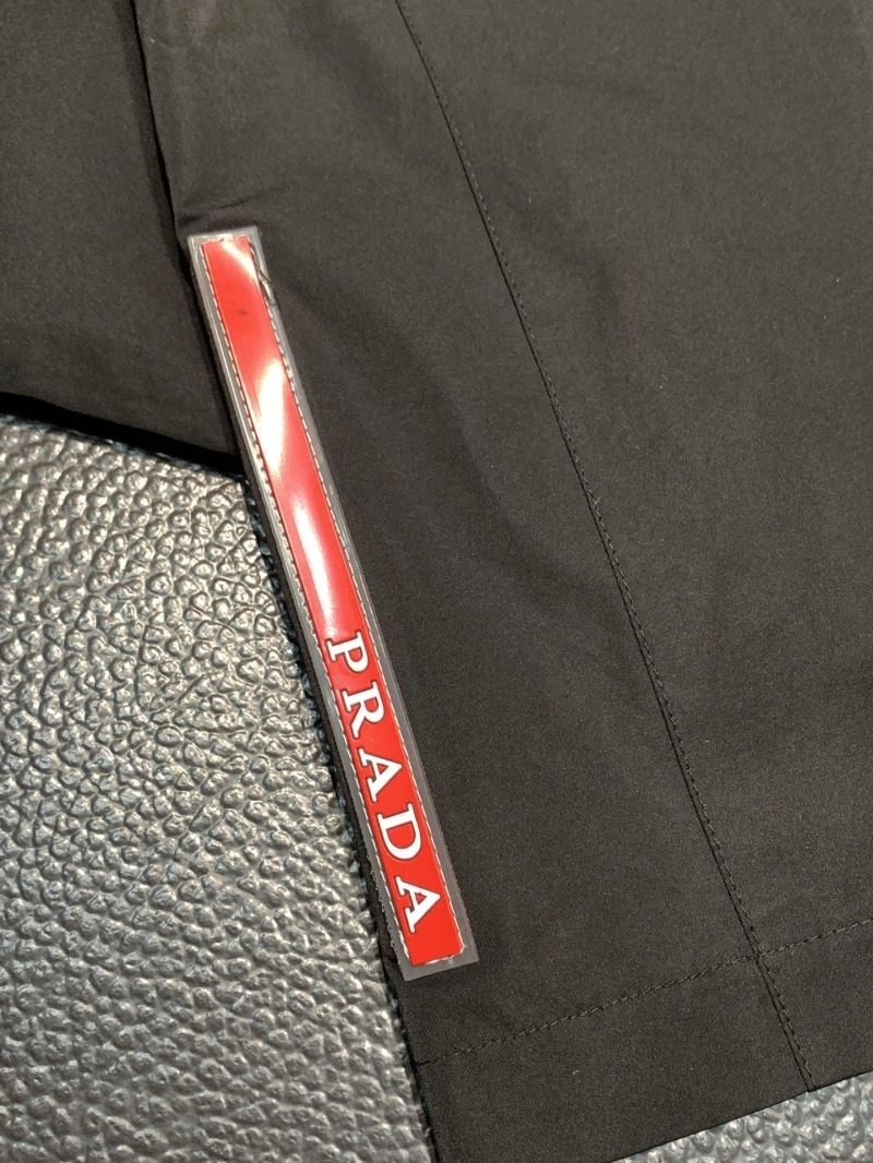 Comfortable Prada Outwear 170237