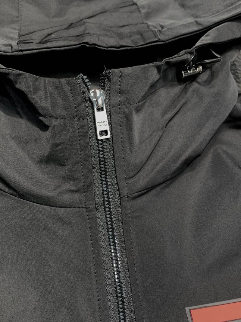Prada Outwear Casual 170170
