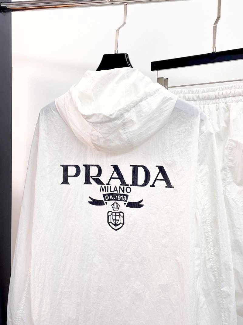 WellDesigned Prada Outwear 170234
